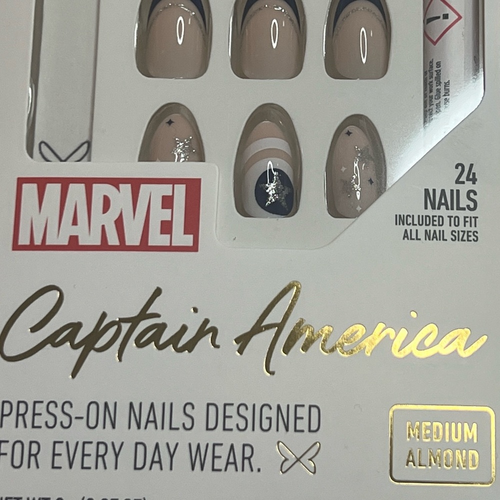NEW Clutch Nails Captain America Marvel Press on nails Medium Almond New Seal…